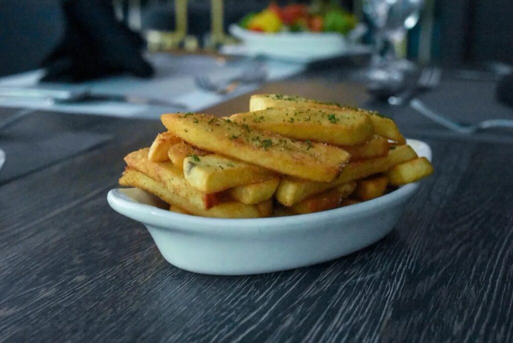 A dish of steak fries